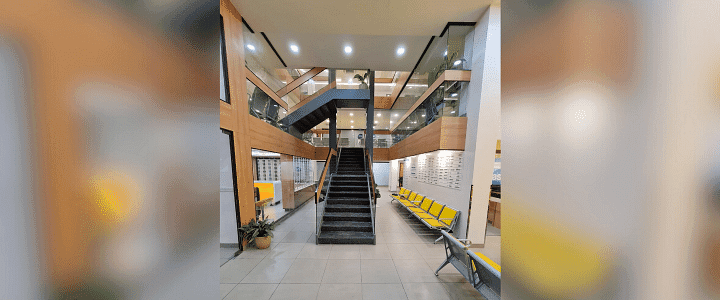 Hospital Image: 2